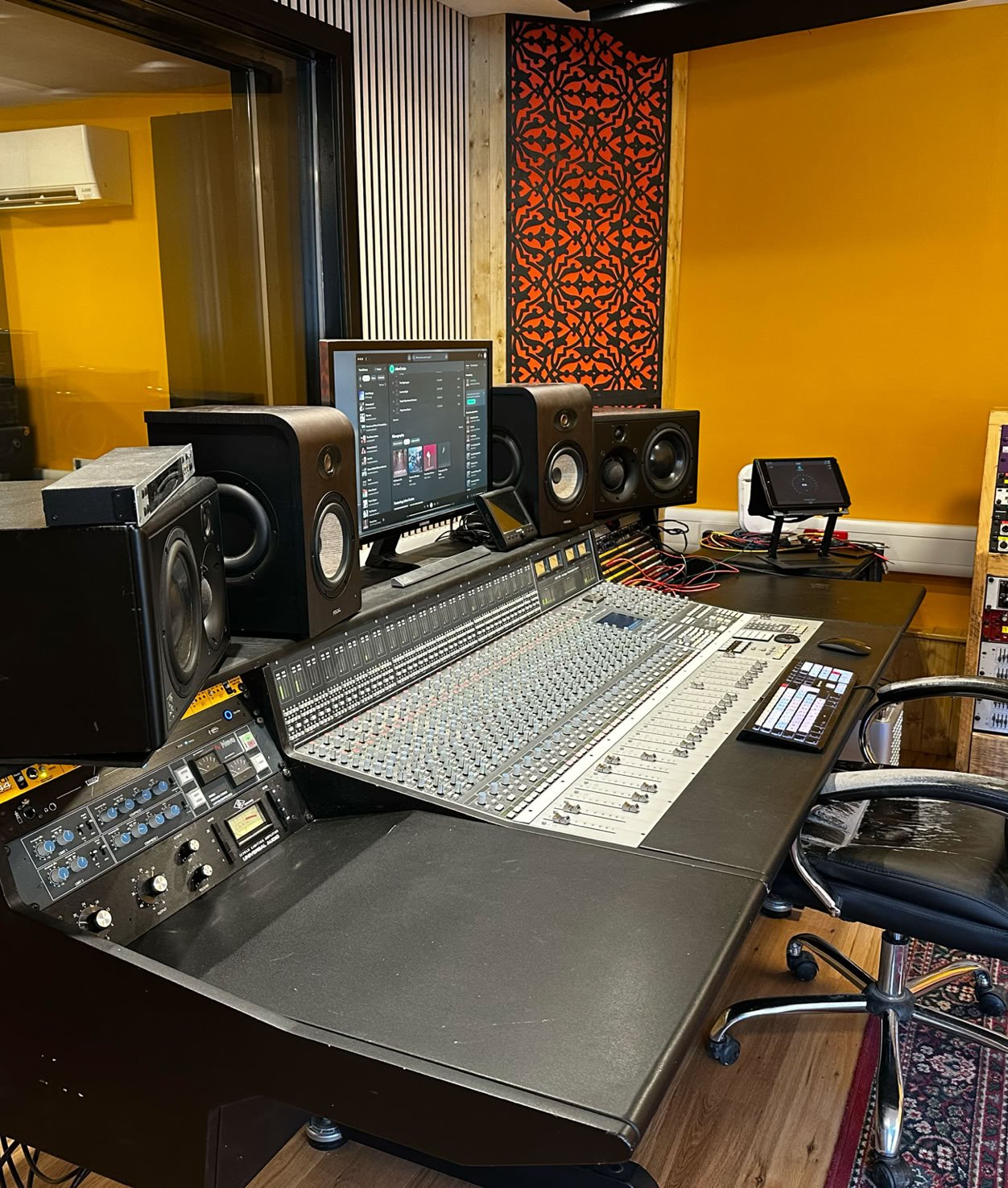Oastview mixing room